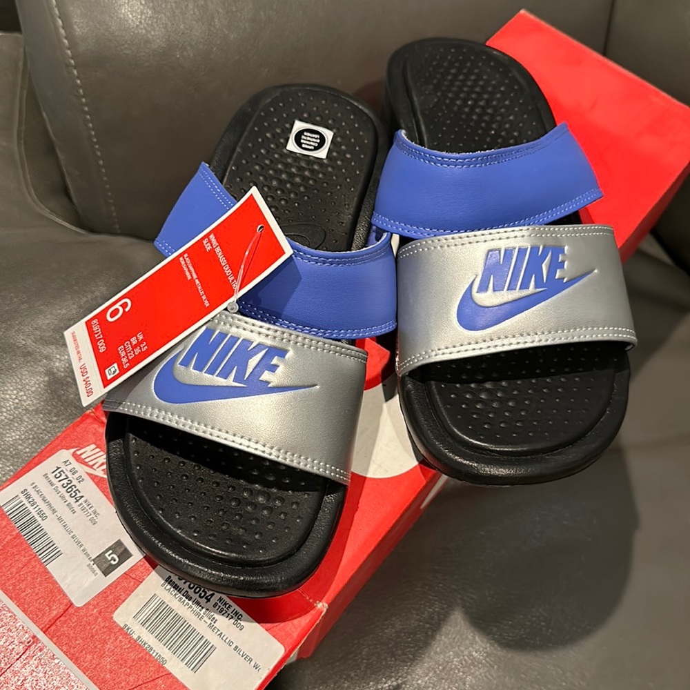 Nike benassi duo